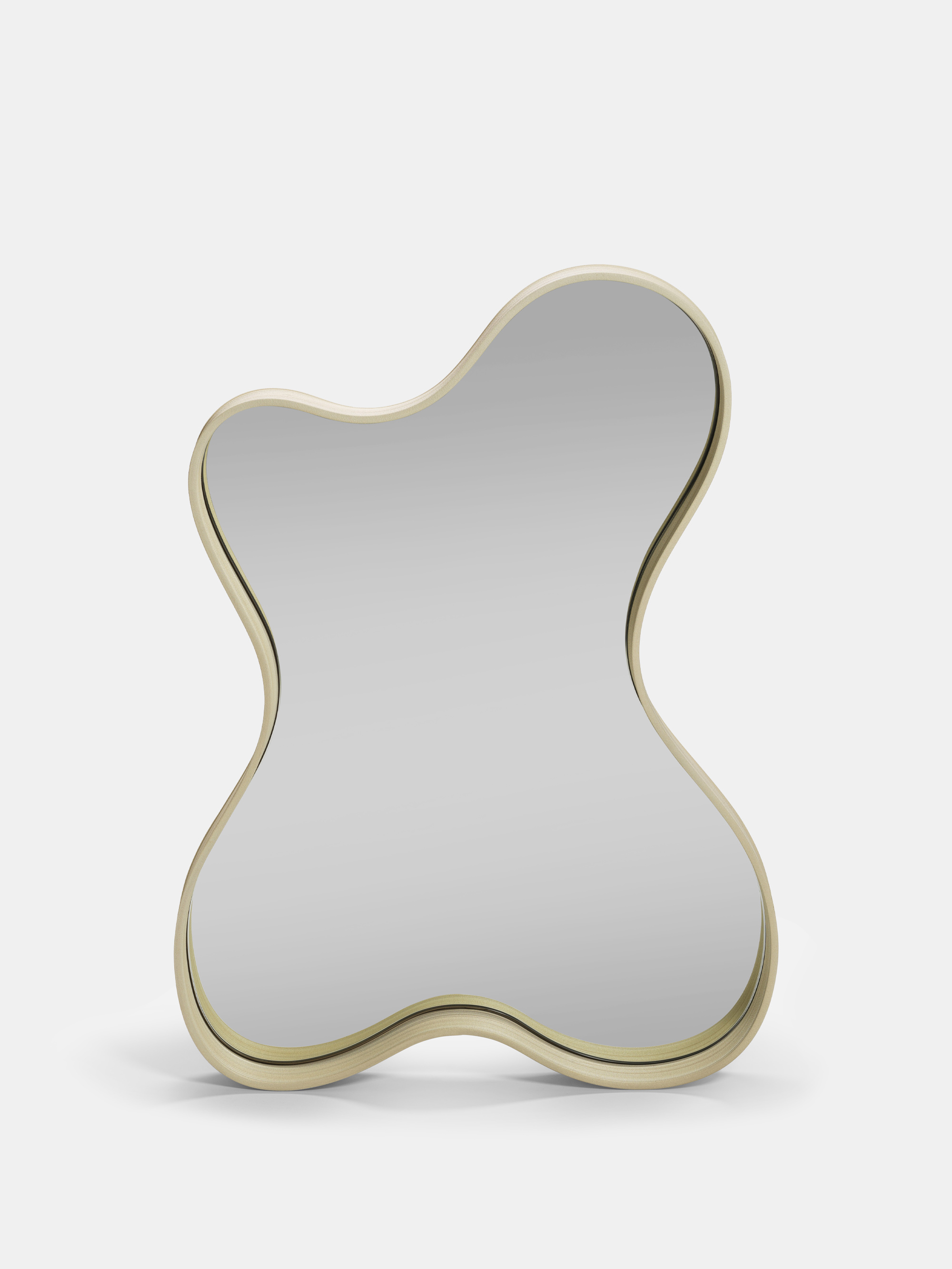 61359 44d33e6d94 Pebble Mirror Blond Portrait