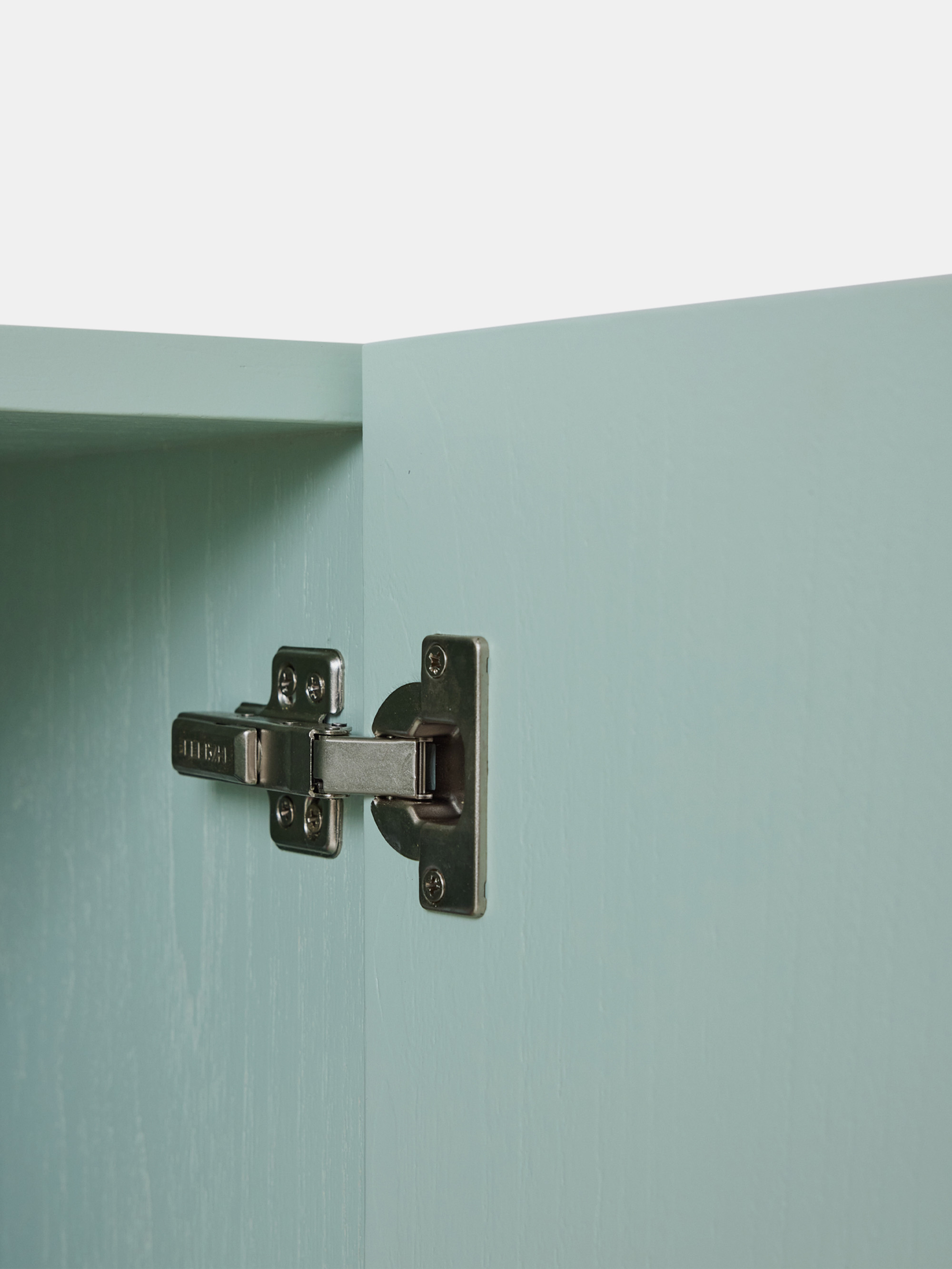 61376 E9fd30d713 Hkliving Forma Cupboard Iceblue 4 Portrait