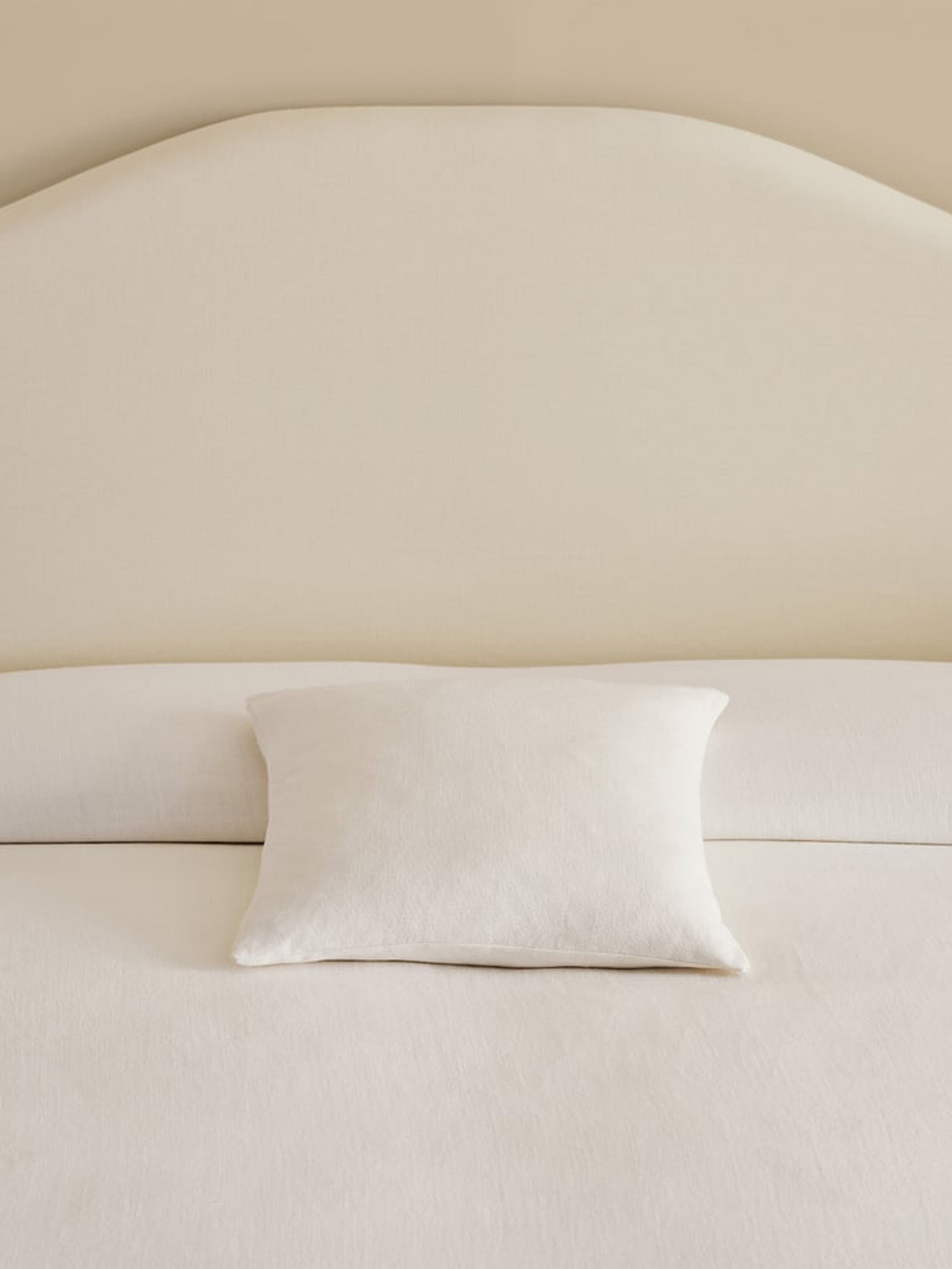 61799 08e6b0ac7a 61050 Ce46a6e145 Studio Linen Pillow Case 50x90 White 3 Original Portrait