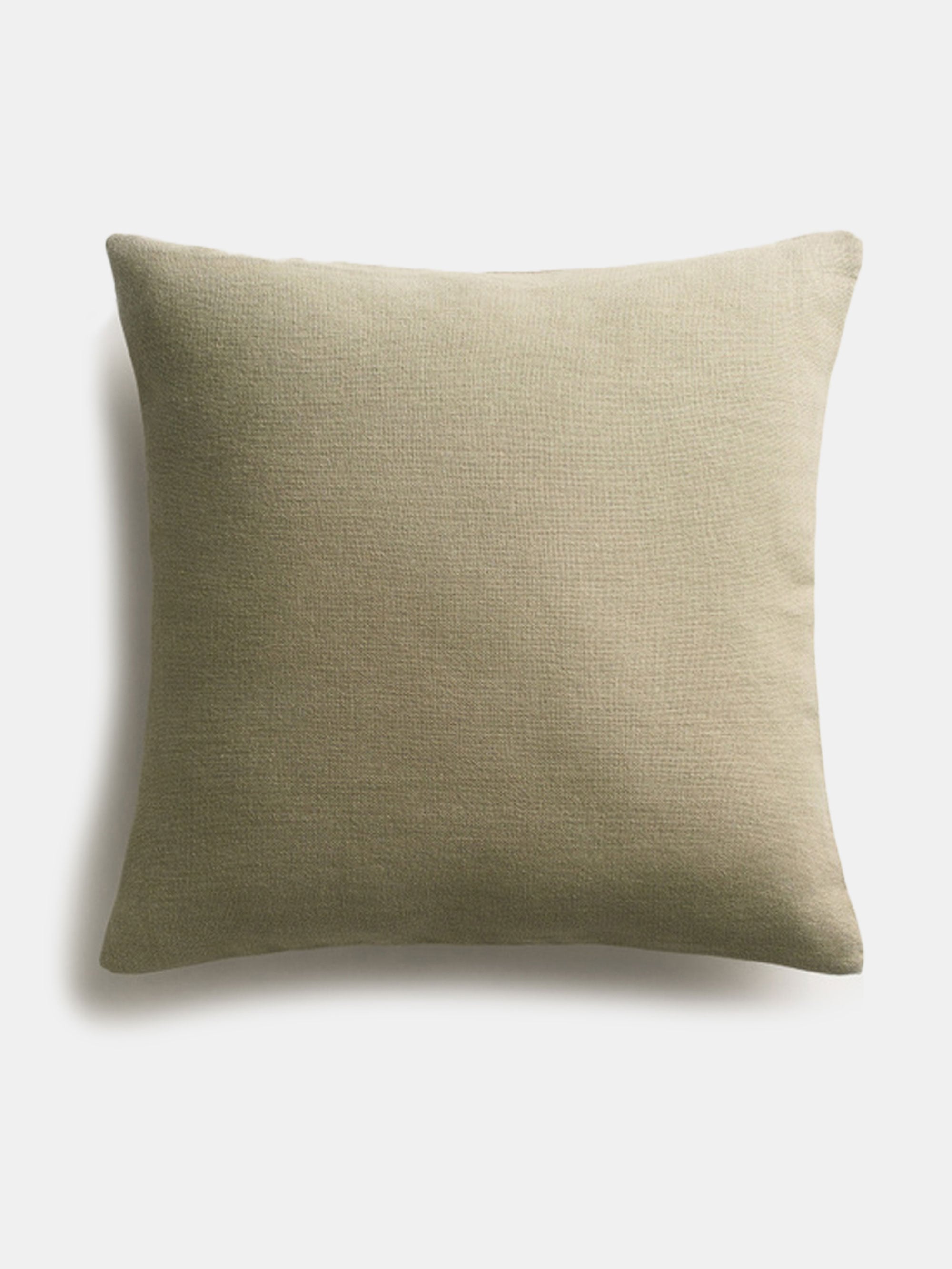 61799 142a222985 Green Portrait