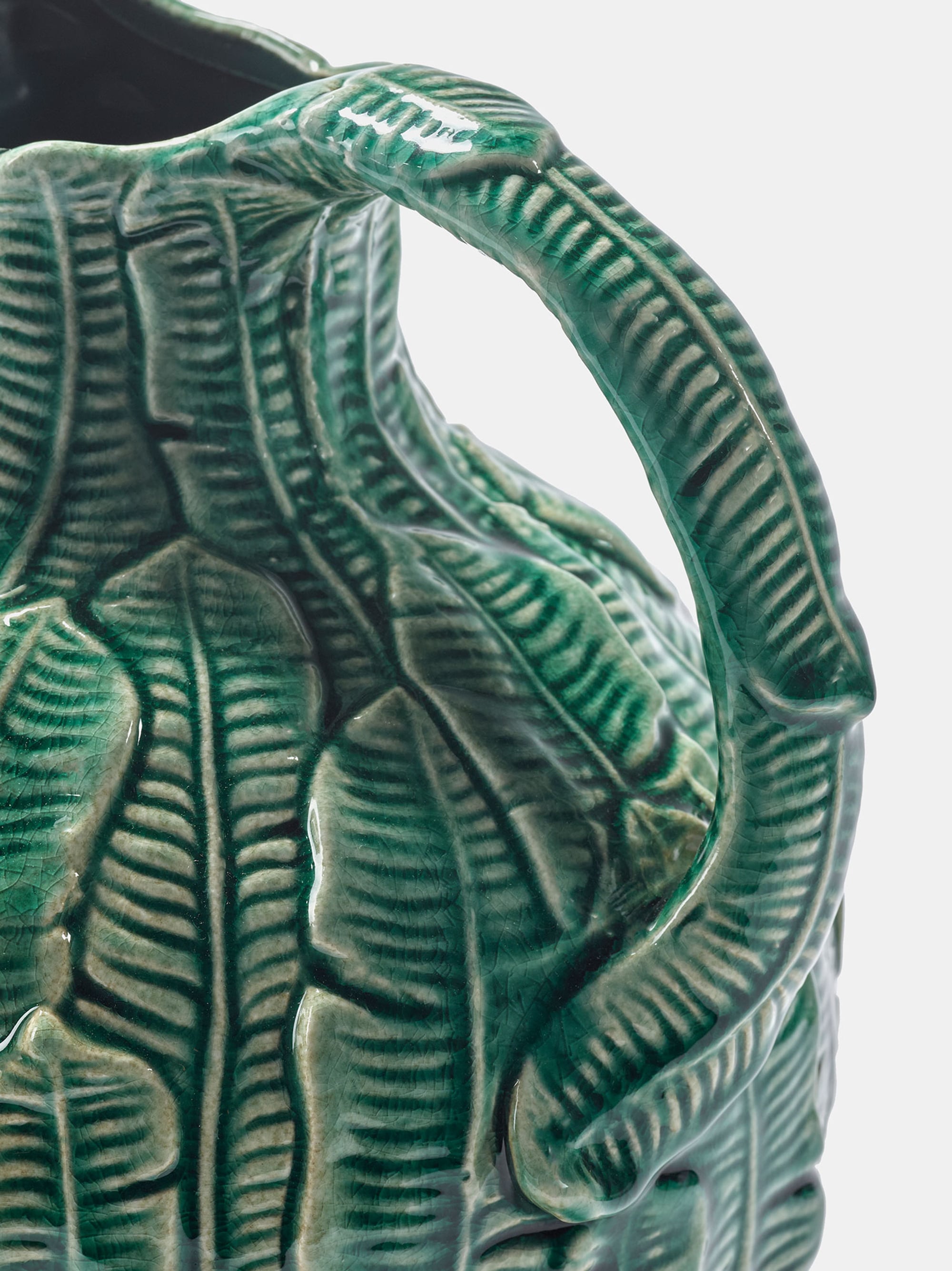 61838 996e297318 Palm Vase 01 Green 2 Portrait