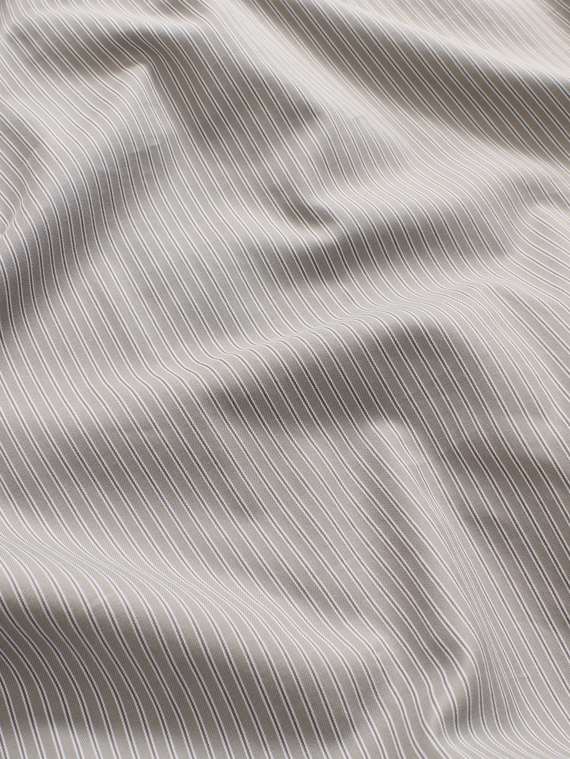 61904 634fc06d7b 61232 F67130dc17 Magniberg 2026 Wall Street Oxford Pillow Case Stripe Dark Grey 710032 0599 3 Original139060 Portrait