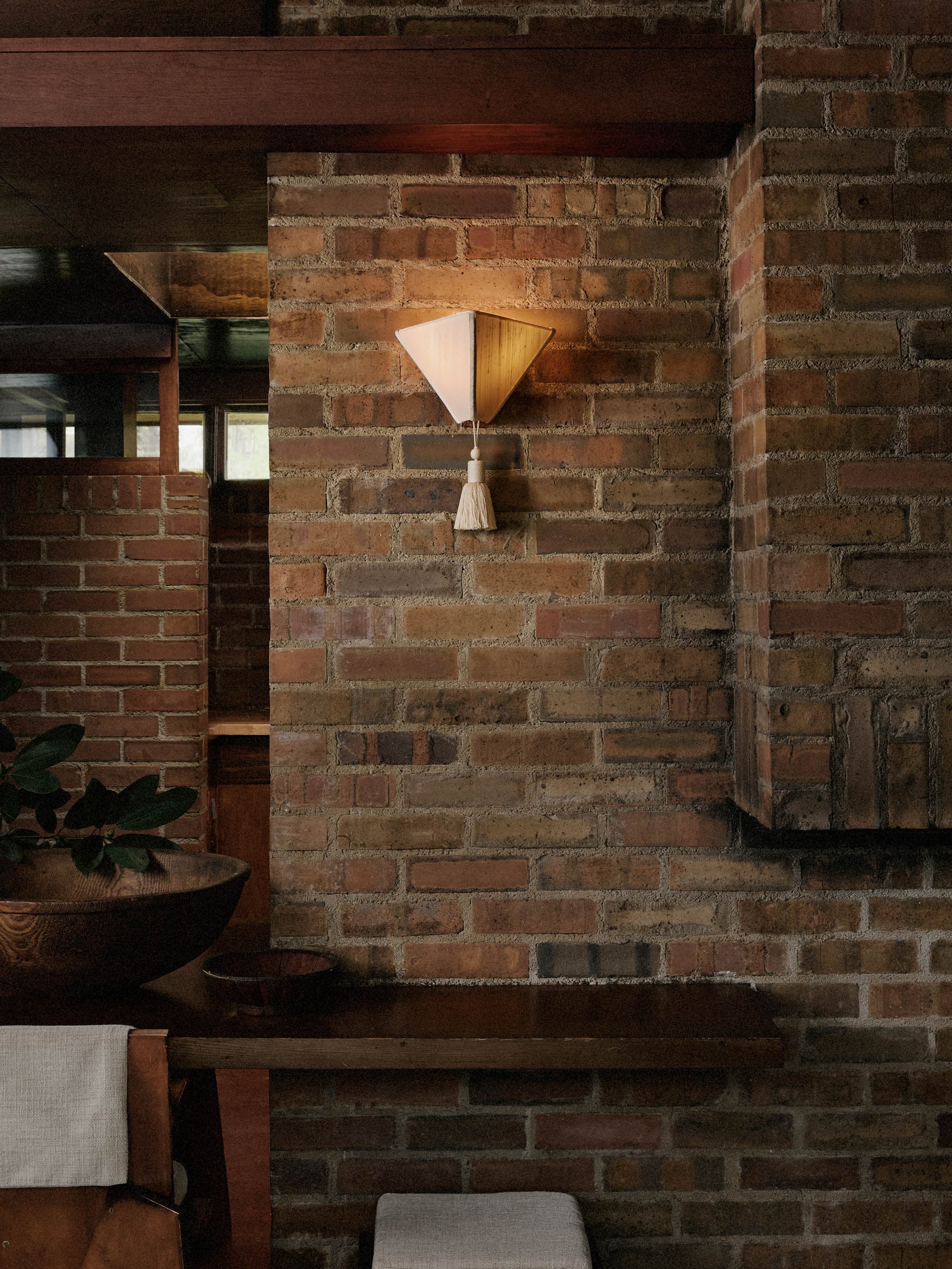 61924 D58690fa7b Lantern Pyramid Sconce In Situ Portrait