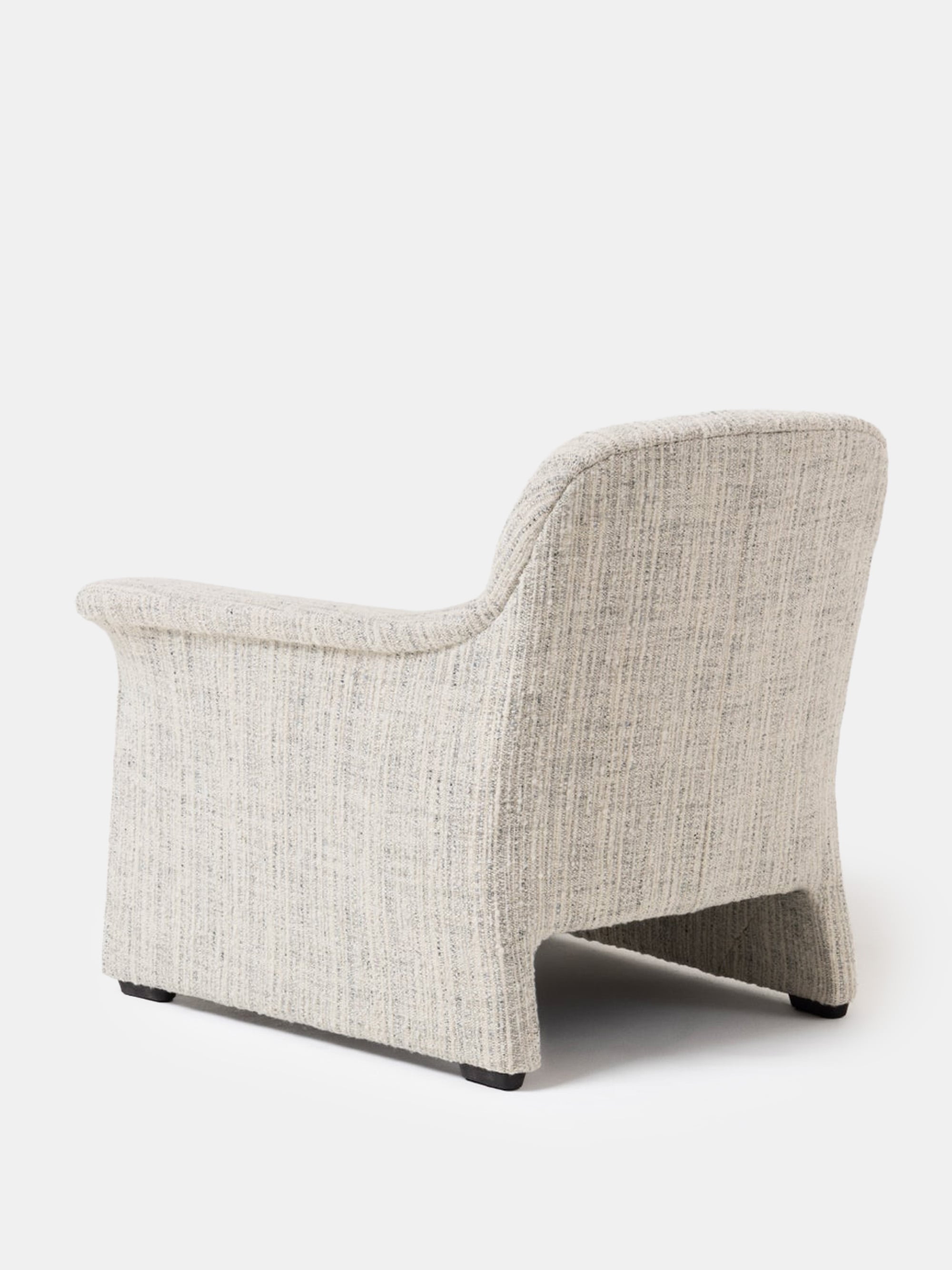 61926 67fa8ef6cd Ada Armchair Dedar Side Portrait