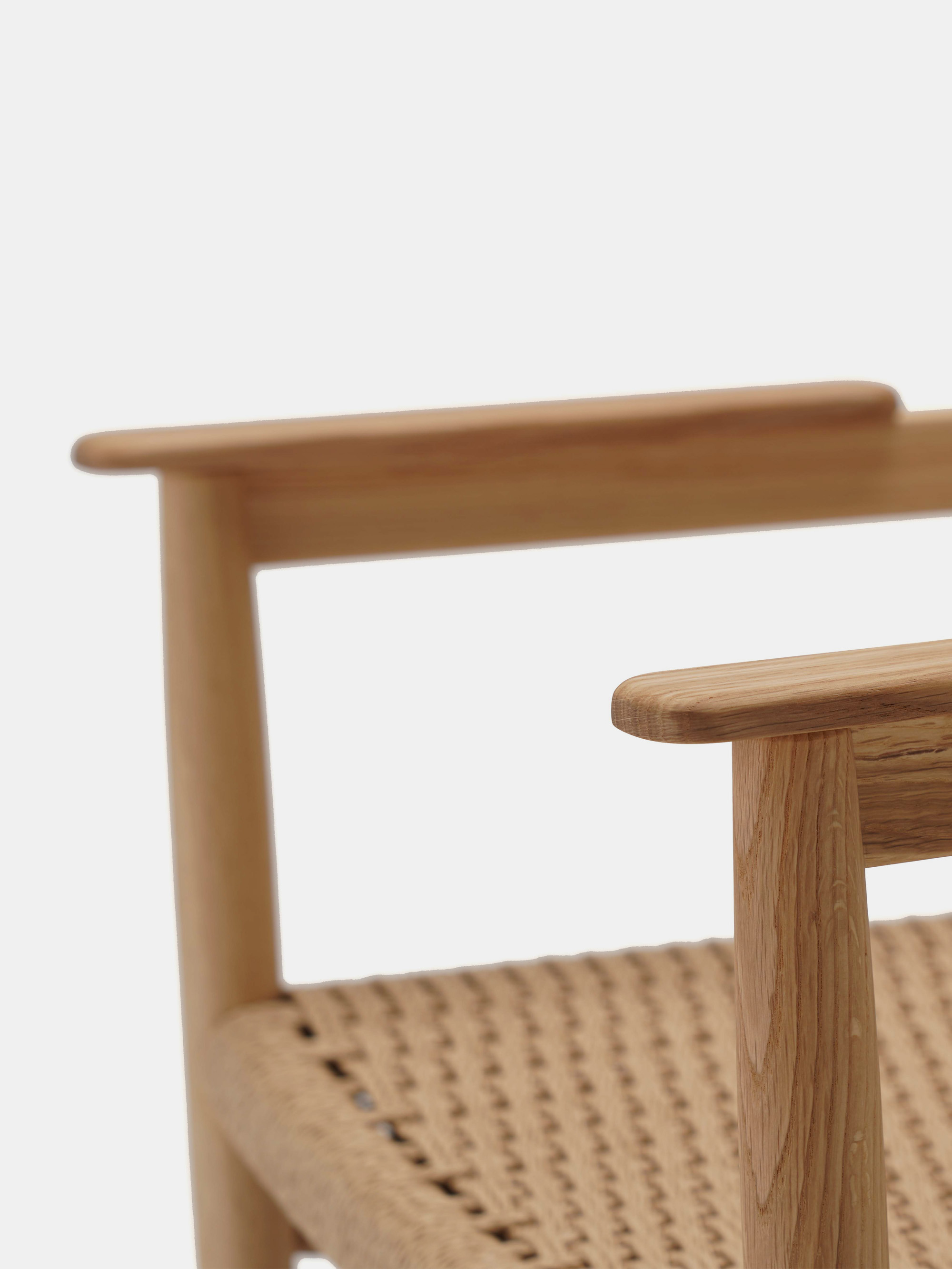 61932 6c9d9194c8 N Dc04 Dining Chair Papercord Detail Portrait