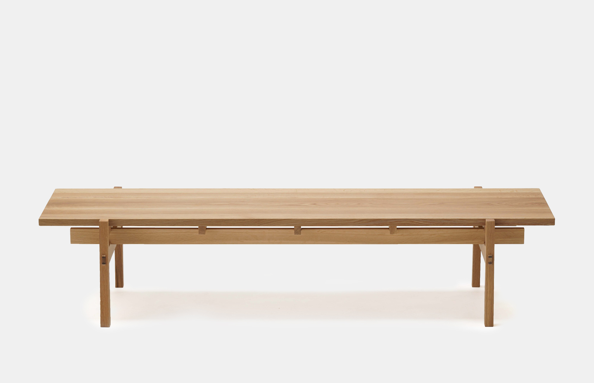 61942 Da9915ac86 N Ct03 Coffee Table Front Portrait