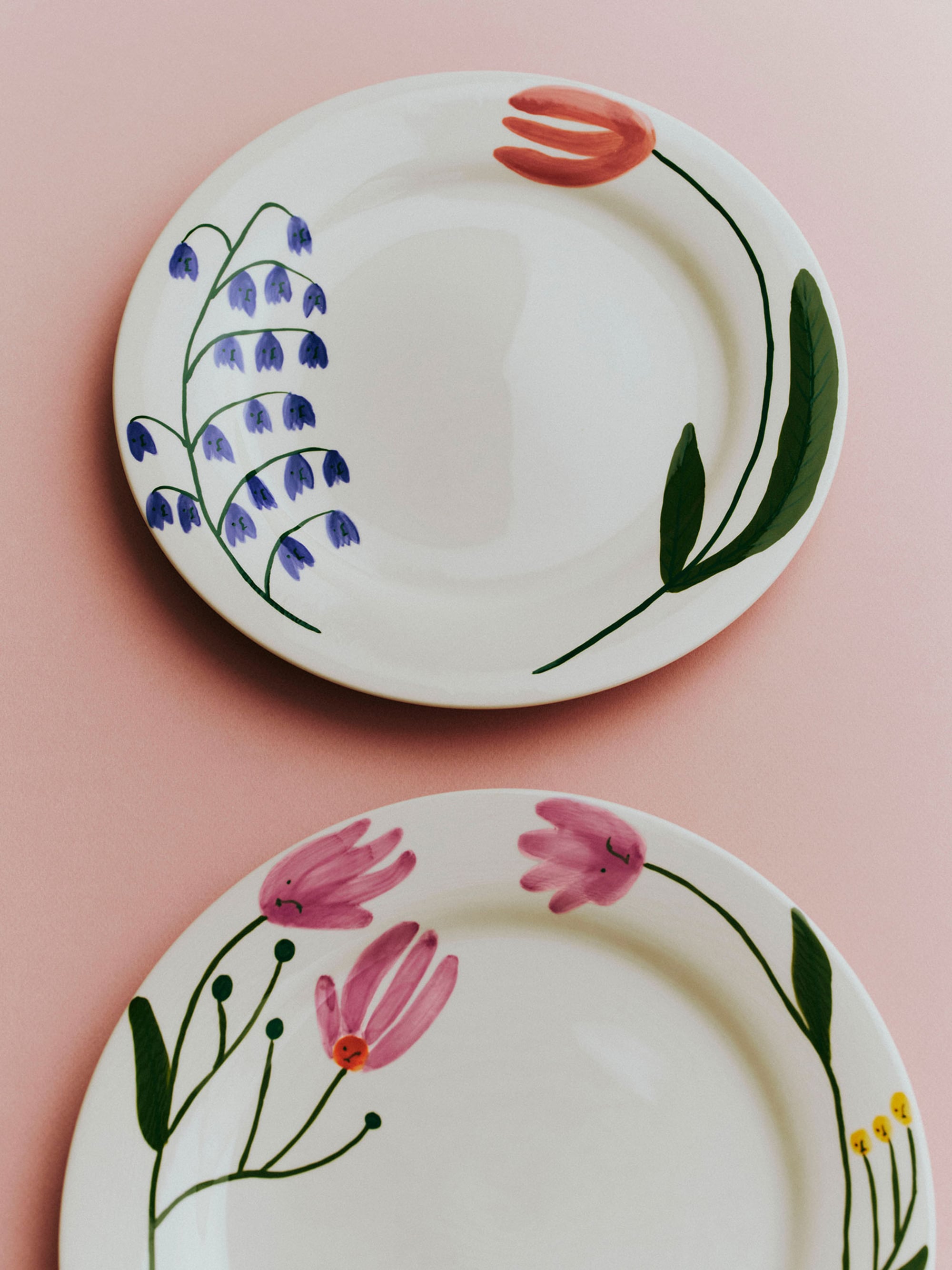61979 Bb0acb2da1 La Pittura Plate Wild Flower Klokkeblomst La Pittura Plate Wild Flower Crocus Portrait