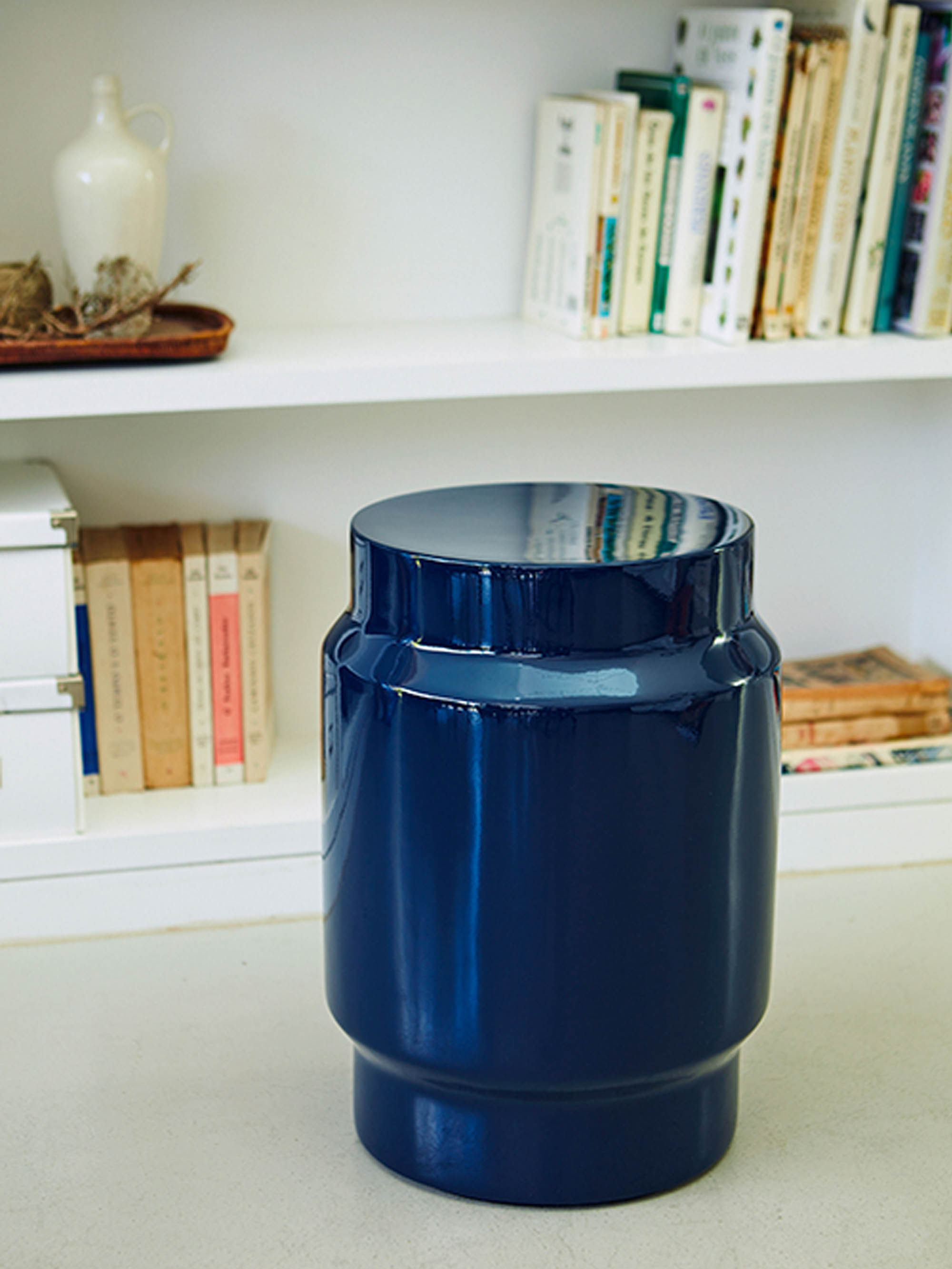 61987 Ae466b7abb 61t Lianou Stool By Neri Hu In Situ Portrait