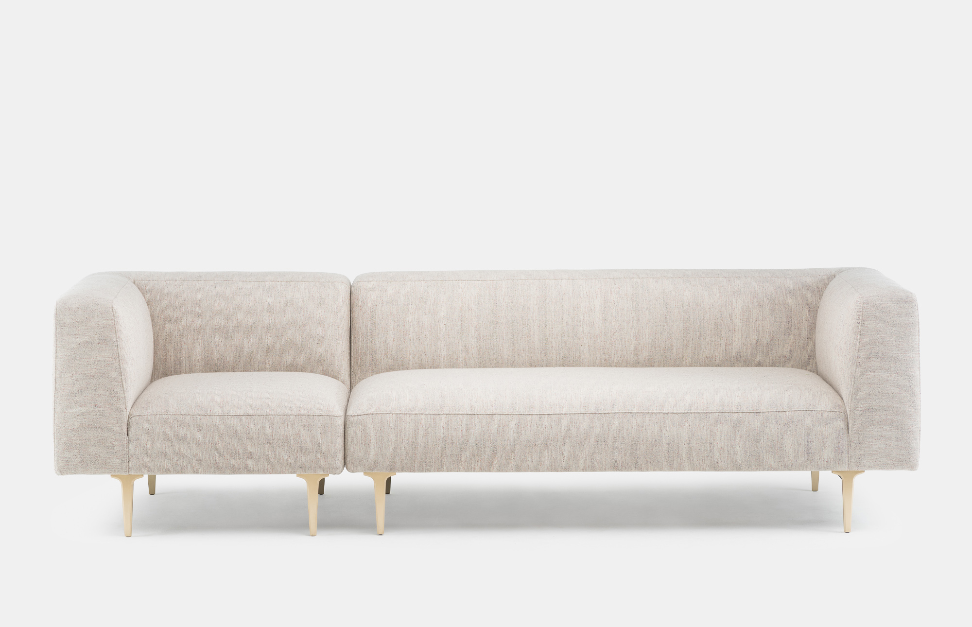 62138 42b50bd0f8 Planalto Sofa Front Portrait