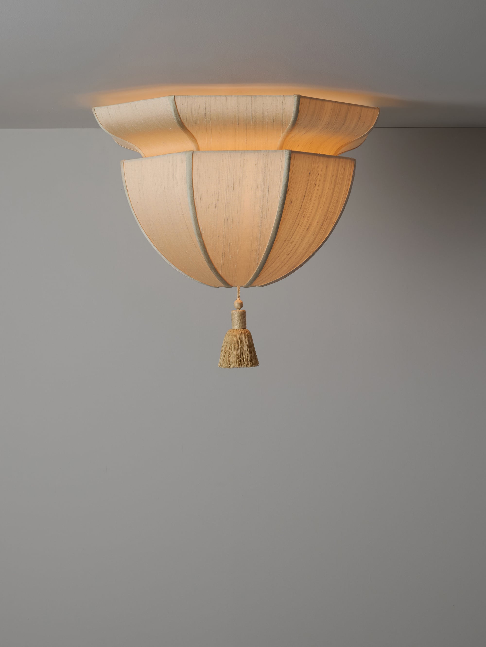 62422 9c2e4b03b6 Workstead Lantern Demi Small In Situ Lit Portrait