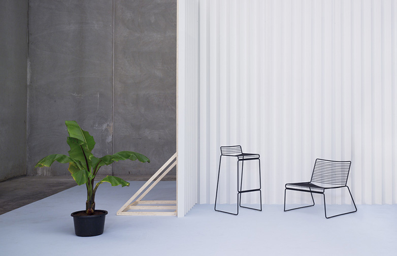 Hee Lounge Chair – Black