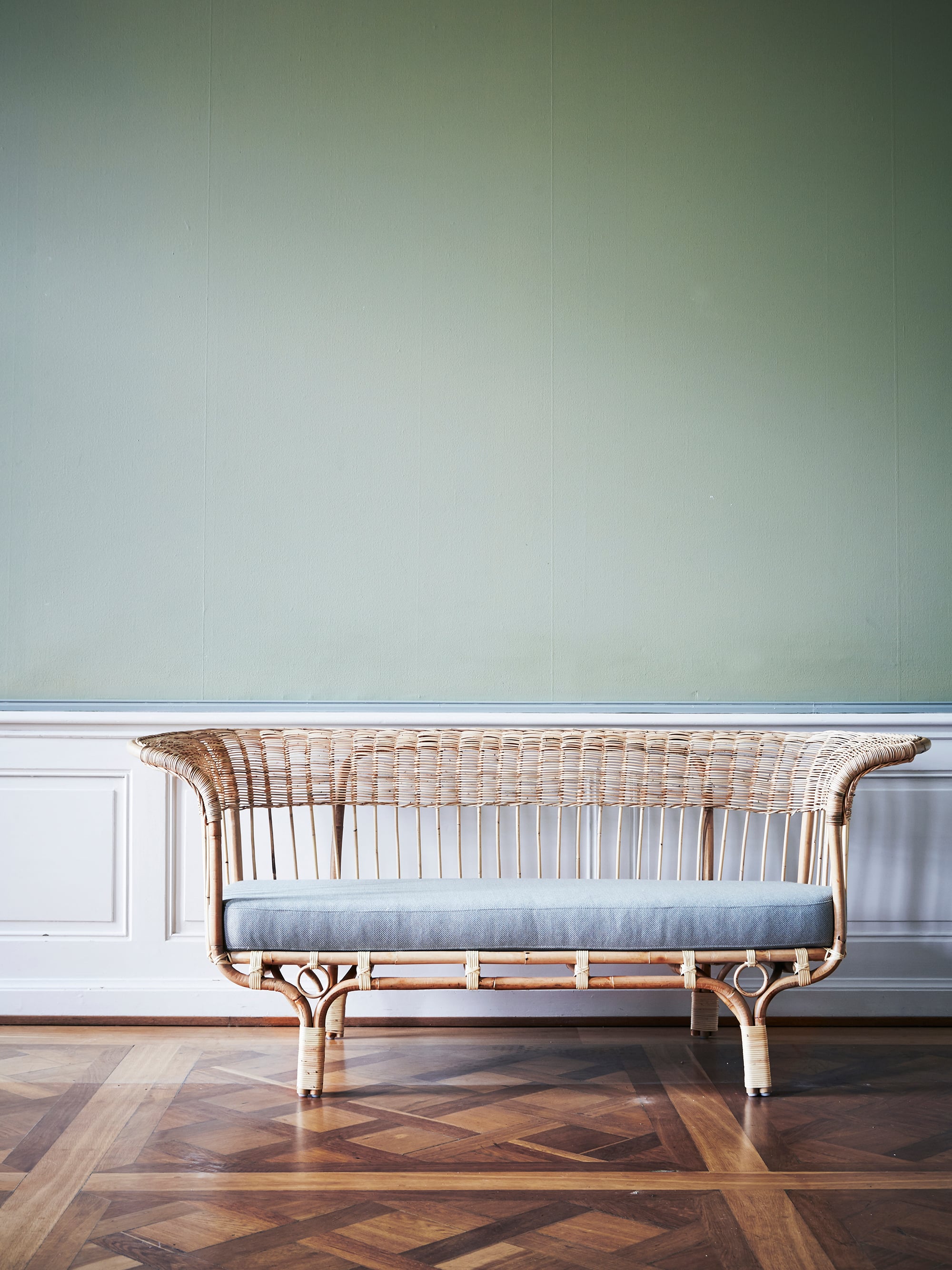 6948 527cd84d88 Fa 95 8 Belladonna Sofa Natural13442 Portrait