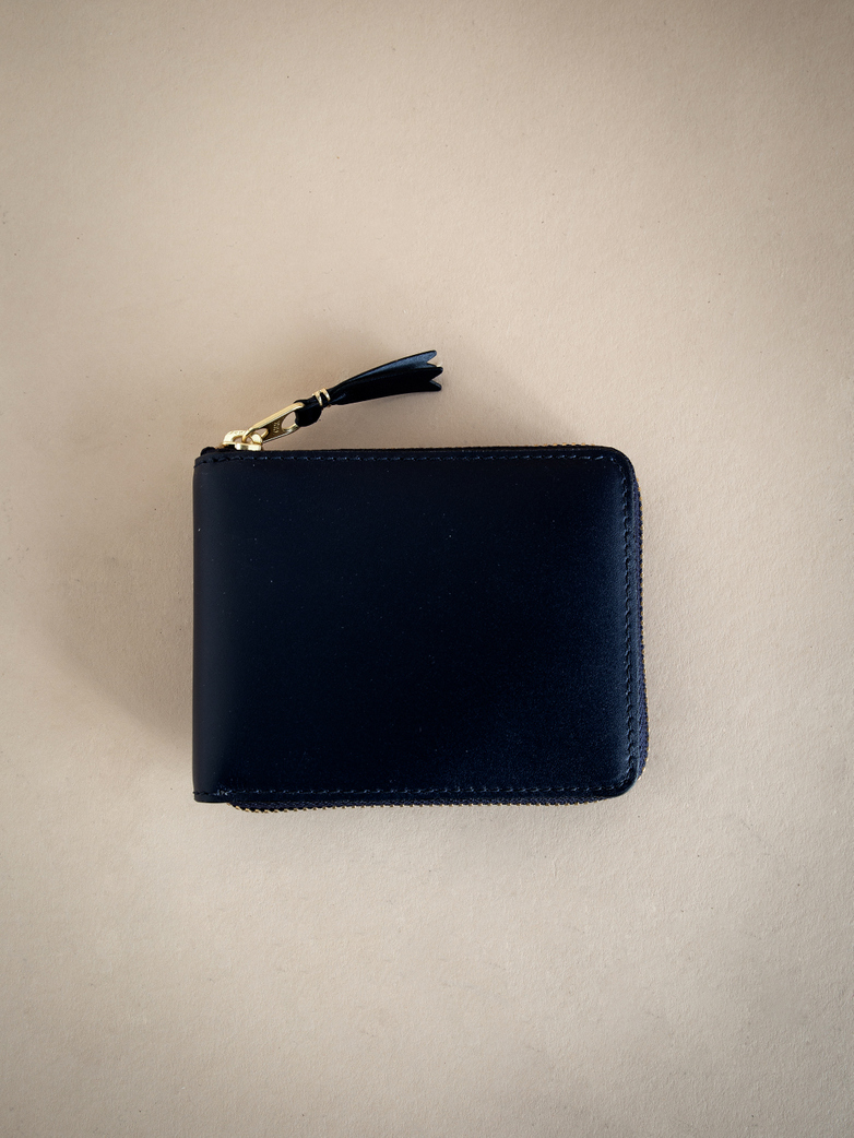 Classic Zip Around Wallet – Black