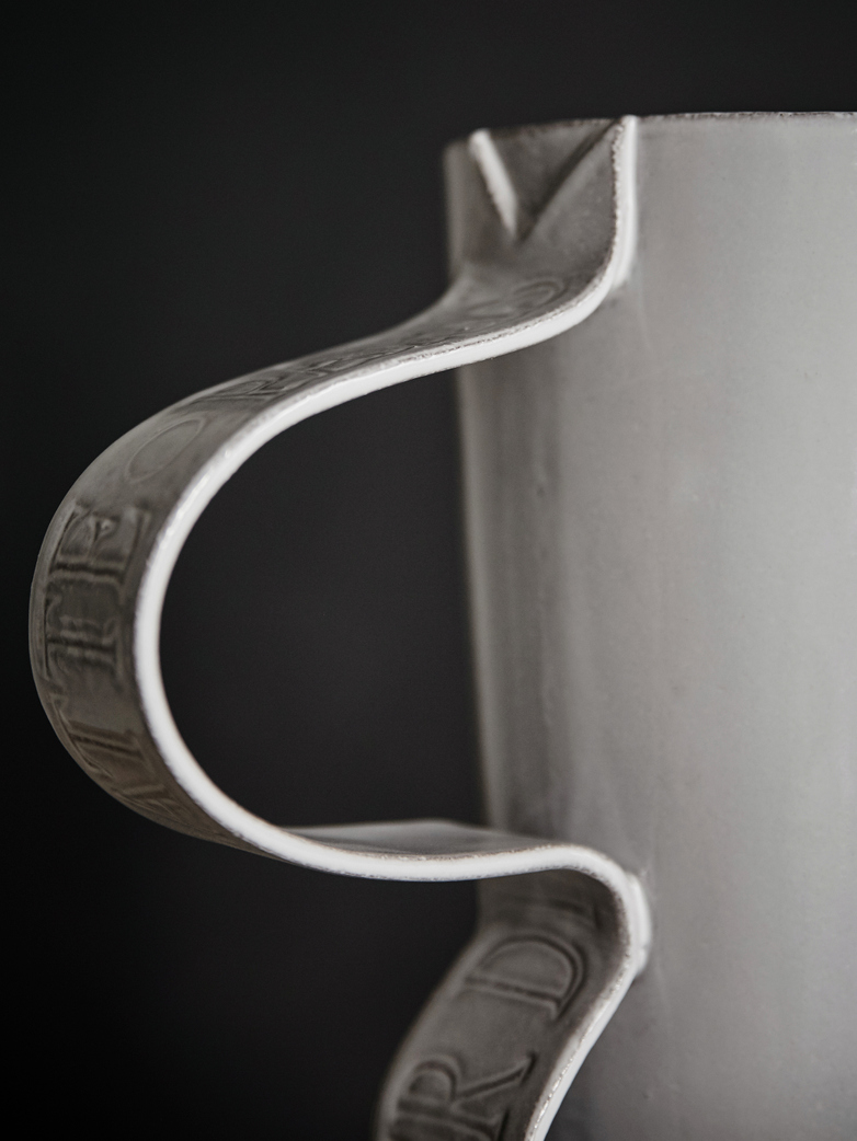 Grand Vase