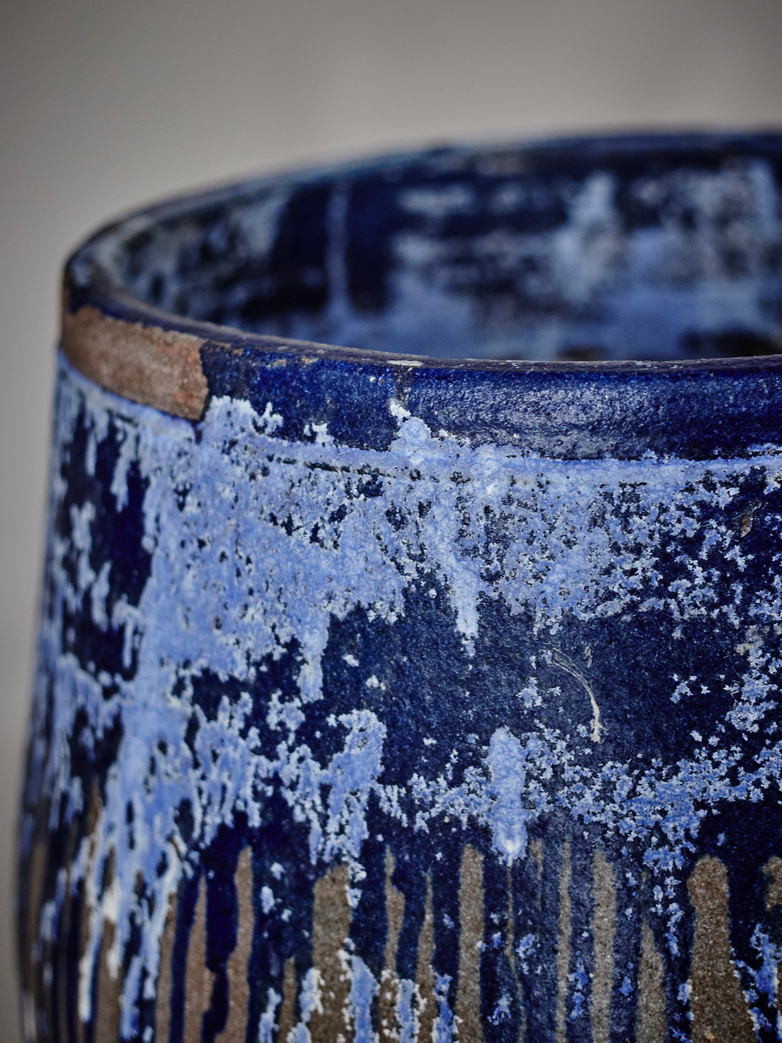 Blue Color Drip Urn