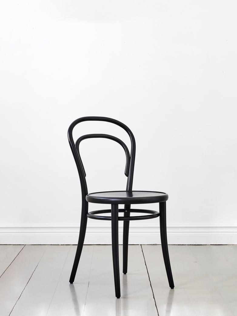 Chair Petit 14 – Black – Wood