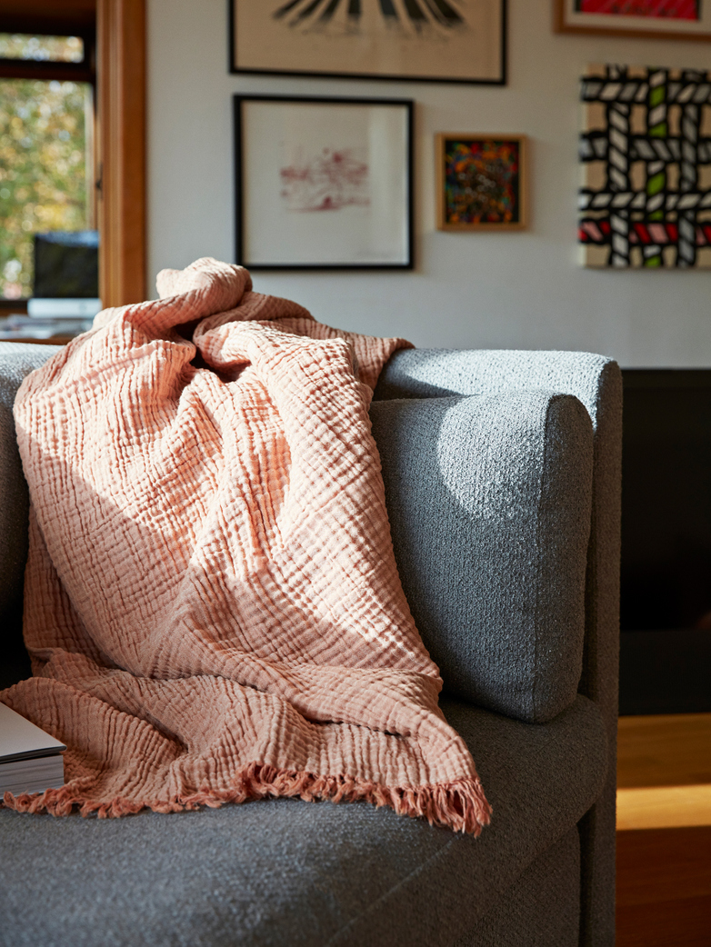 Crinkle Throw Peach